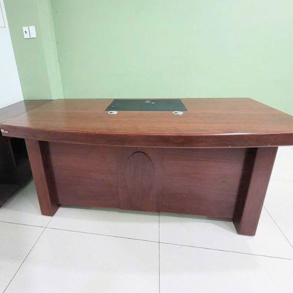 Thanh lý bàn giám đốc 1m8x90cm gỗ cao cấp