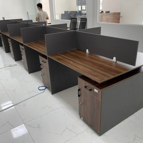 Combo bàn làm việc nhân viên có hộc tủ mới 100%