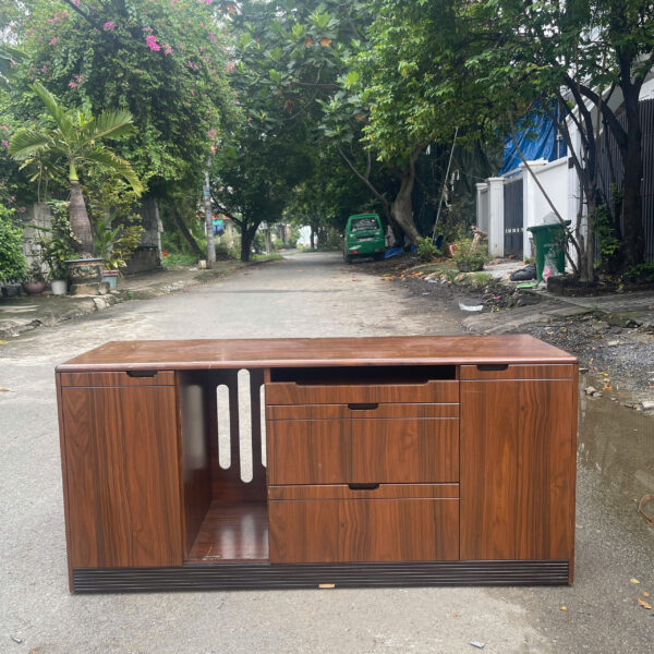 Thanh lý kệ tivi 1m4 MDF hiện đại mới 95% giá rẻ