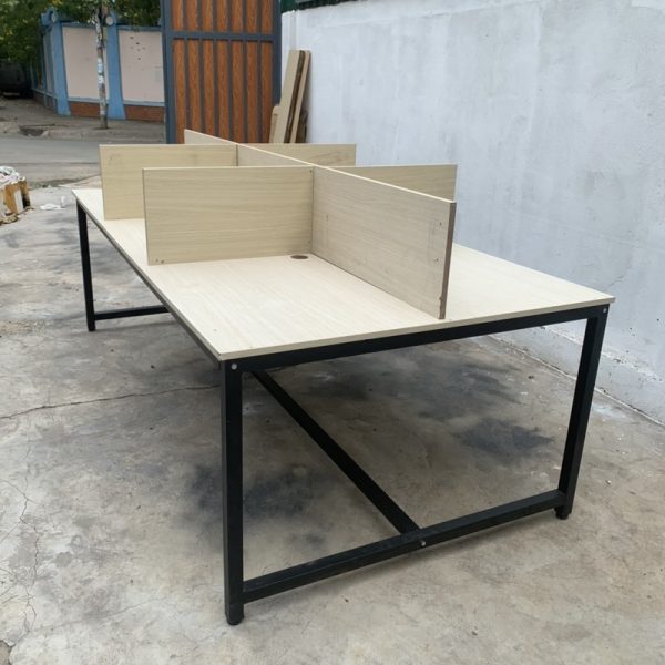 Bàn cụm chân sắt 2m4*1m2 màu kem cũ