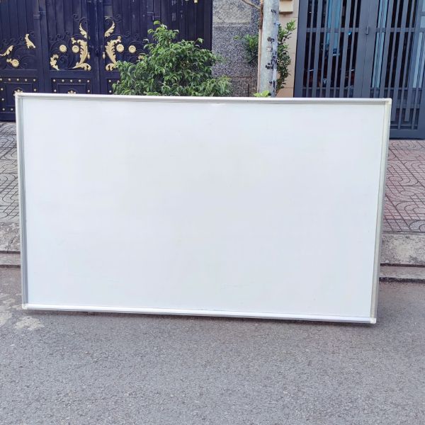 Bảng viết bút lông 2m mới 95% giá rẻ