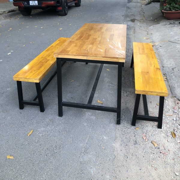 Thanh lý bộ bàn ghế sắt quán ăn 1m6 mới 95%