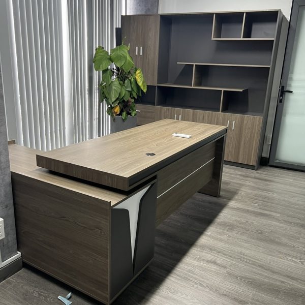 Bàn làm việc giám đốc góc L 1m8 cao cấp mới 98%