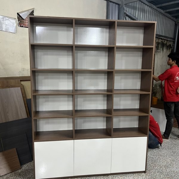 Thanh lý tủ trưng bày 1m5*2m màu table đóng mới