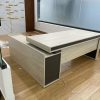 Bàn làm việc giám đốc góc L gỗ MDF mới 99%