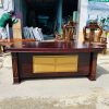 Thanh lý bàn giám đốc ngang 2m*90cm mới 95%