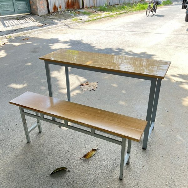 Bàn học sinh phủ PU mịn+băng ghế gỗ dài giá rẻ