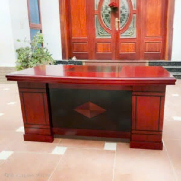 Bàn làm việc giám đốc 1m6x80cm tồn kho