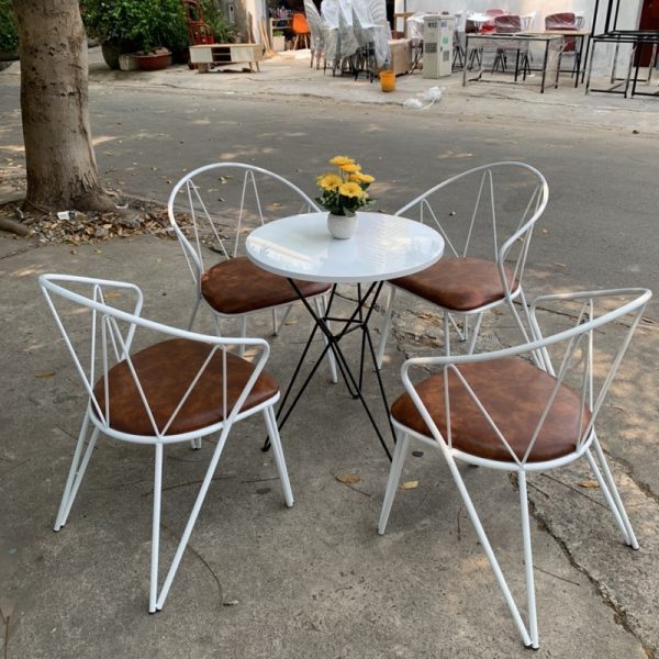 Ghế sắt cafe vòng cung màu trắng mới 100%
