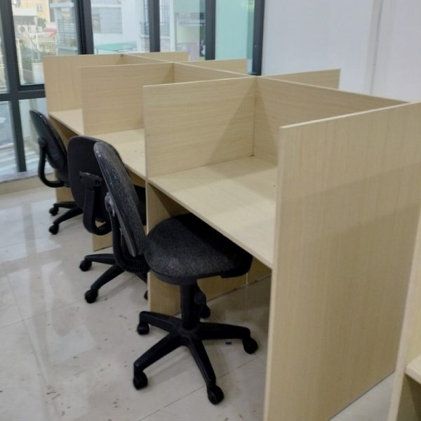 Thanh lý bàn cụm làm việc MDF 1m*60cm