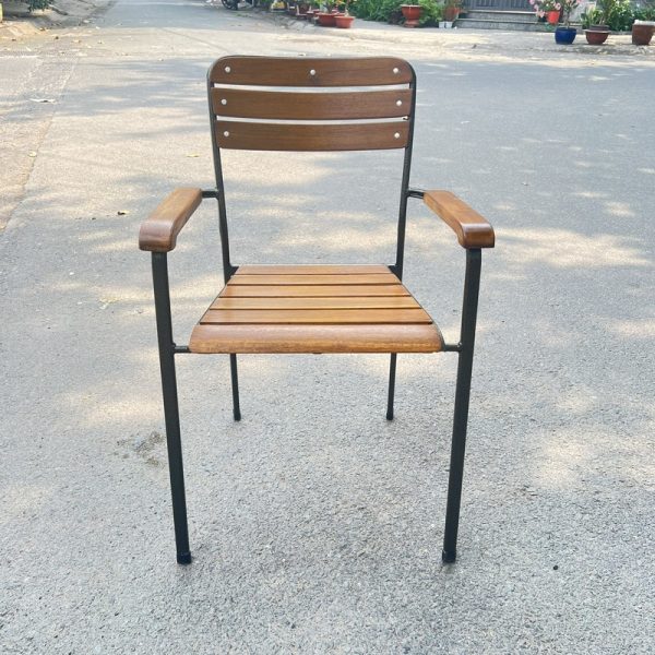 Ghế cafe sắt moon gỗ tự nhiên tồn kho 99%