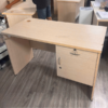 Bàn làm việc 1m2*60cm có 2 hộc màu kem cũ