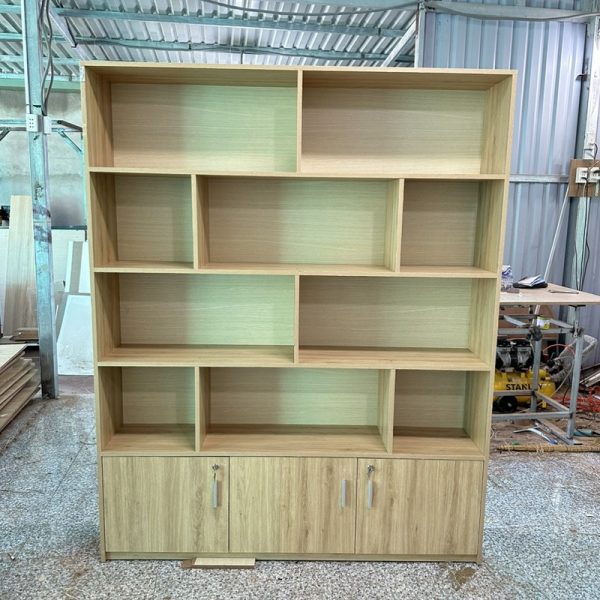 kệ trưng bày 1m6*2m màu vân gỗ MDF mới 99%