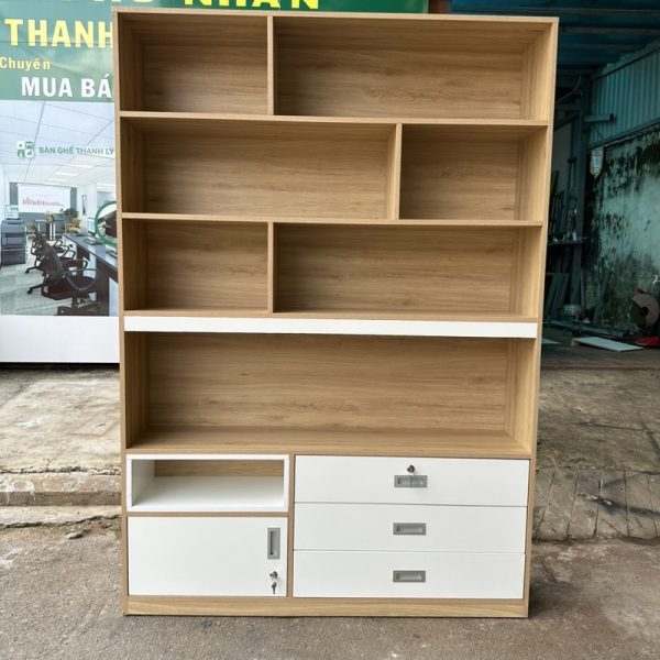 Thanh lý kệ trưng bày 1m4*2m MDF màu vân gỗ mới 99%