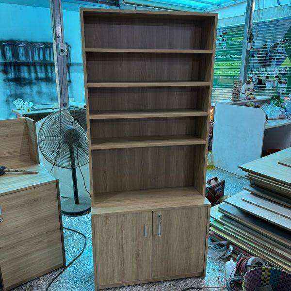 kệ trưng bày 80cm*1m8 màu gỗ sồi mới 99%