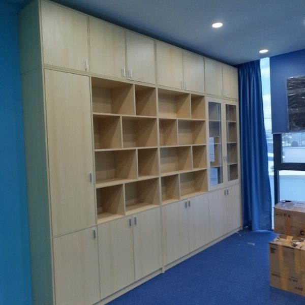 Kệ tủ hồ sơ văn phòng 5m MDF màu kem mới 98%