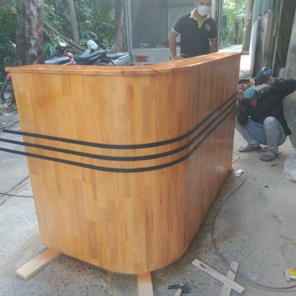 Quầy pha chế gỗ 2m màu tự nhiên mới giá xưởng