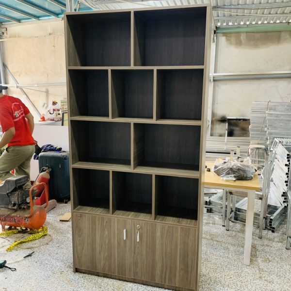 Thanh lý kệ trưng bày 1m*2m MDF màu xám mới 99%