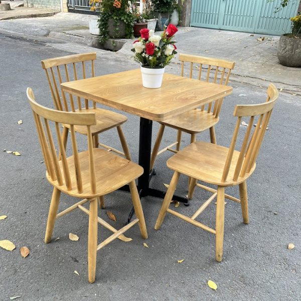 Thanh lý bộ bàn ghế song tiện màu tự nhiên 98%