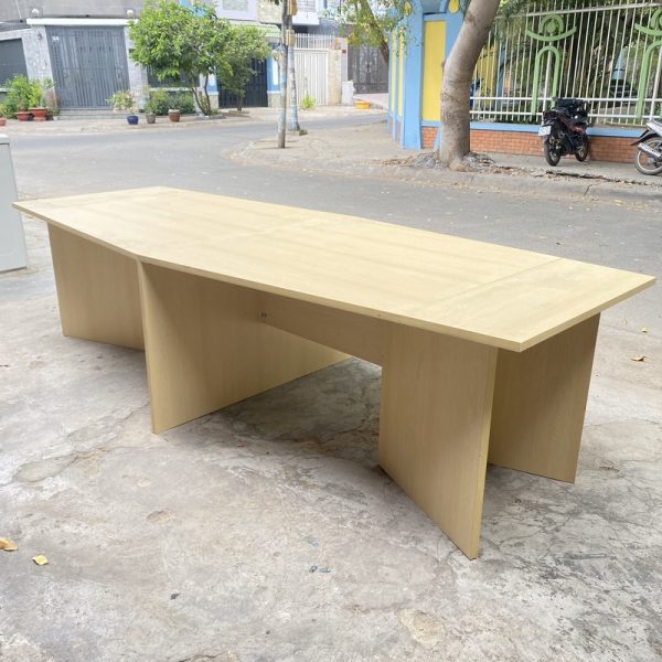Thanh lý bàn họp văn phòng 3m MDF màu kem mới 98%