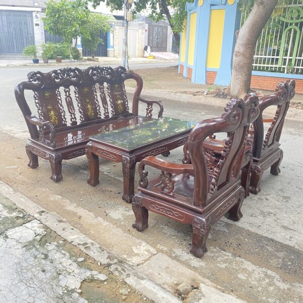 Thanh lý bộ salon gỗ tràm tay 12 chạm đào mới 95%