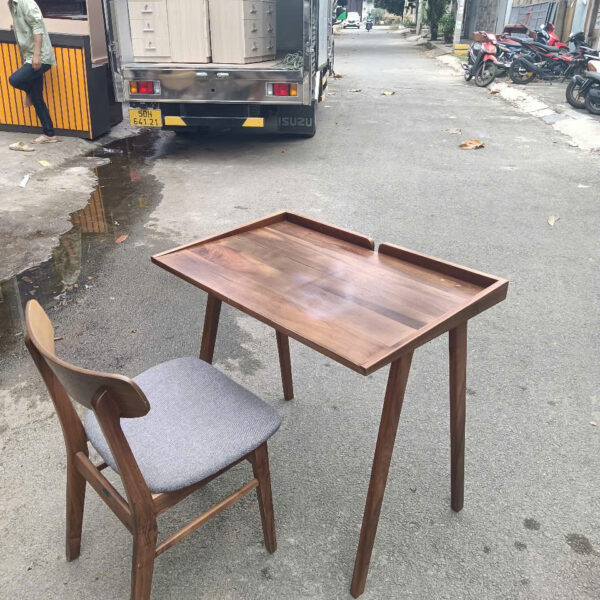 Thanh lý bộ bàn làm việc bằng gỗ xuất khẩu