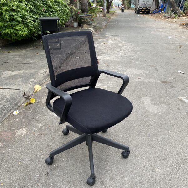 Thanh lý ghế xoay lưng lưới Tân Hòa mới 95%