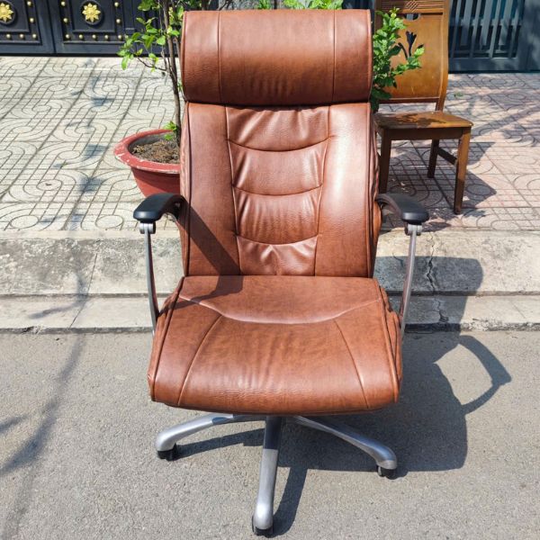 ghe-xoay-giam-doc-boc-da-cu