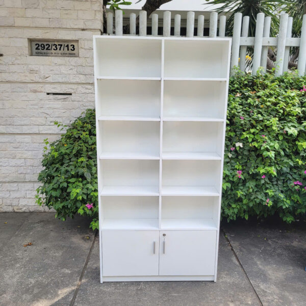 Tủ kệ trưng bày sản phẩm 1m2x2m màu trắng tồn kho