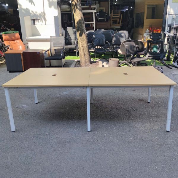 ban-hop-chan-sat-2m4-cu