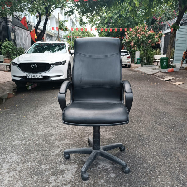 Thanh lý ghế xoay văn phòng bọc da lưng cao