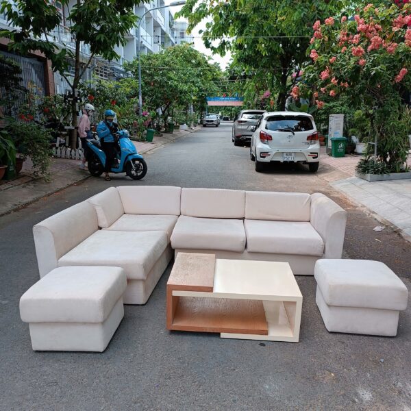 Bộ ghế sofa bọc vải màu kem thanh lý