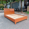 Giường gỗ công nghiệp nâu 1m4x2m thanh lý