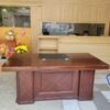 Bàn giám đốc nâu gỗ MDF 1m8 mới 90%
