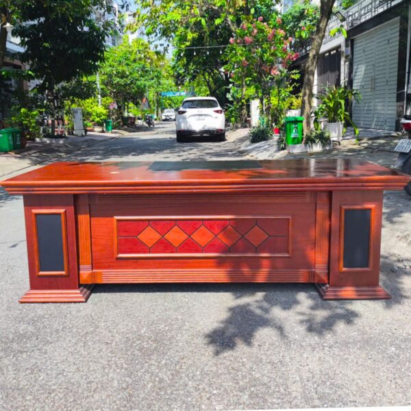Thanh lý bàn lãnh đạo gỗ MDF phủ verneer