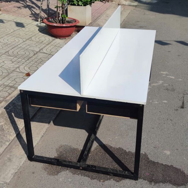 ban-lam-viec-nhom-1m-2m-gia-re