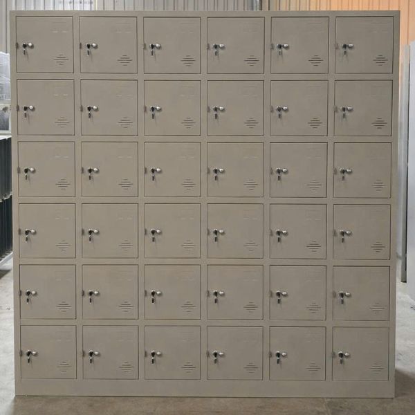 tu-locker-sat-36-o-cao-cap-gia-tot