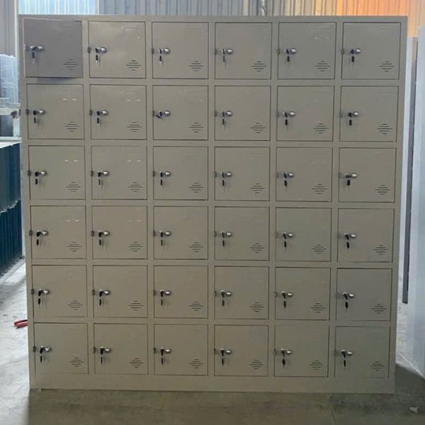 tu-locker-sat-36-o-day-dan