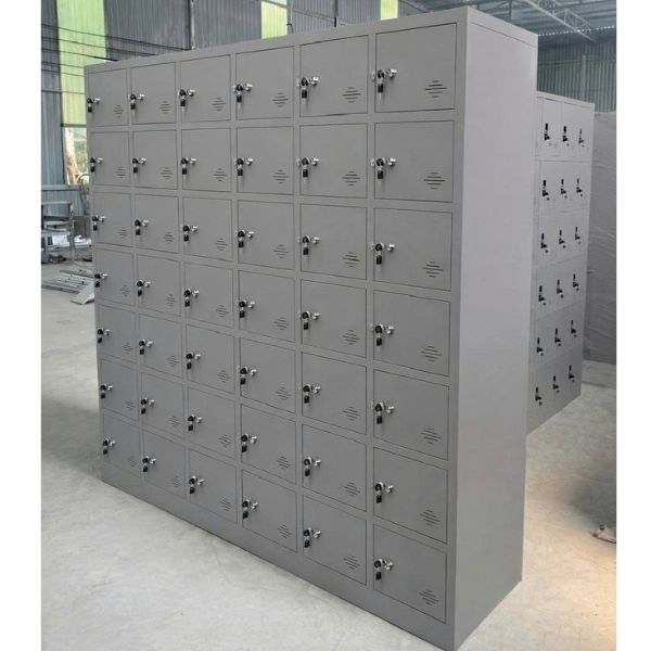 tu-locker-sat-42-ngan-hien-dai